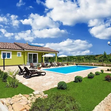 Villa Villa Verde *