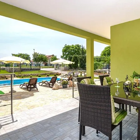 Casa Verde Villa